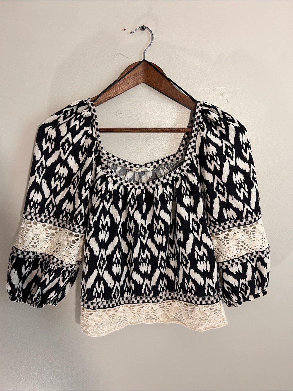 Christian Siriano Black and White Crochet-Trim Blouse